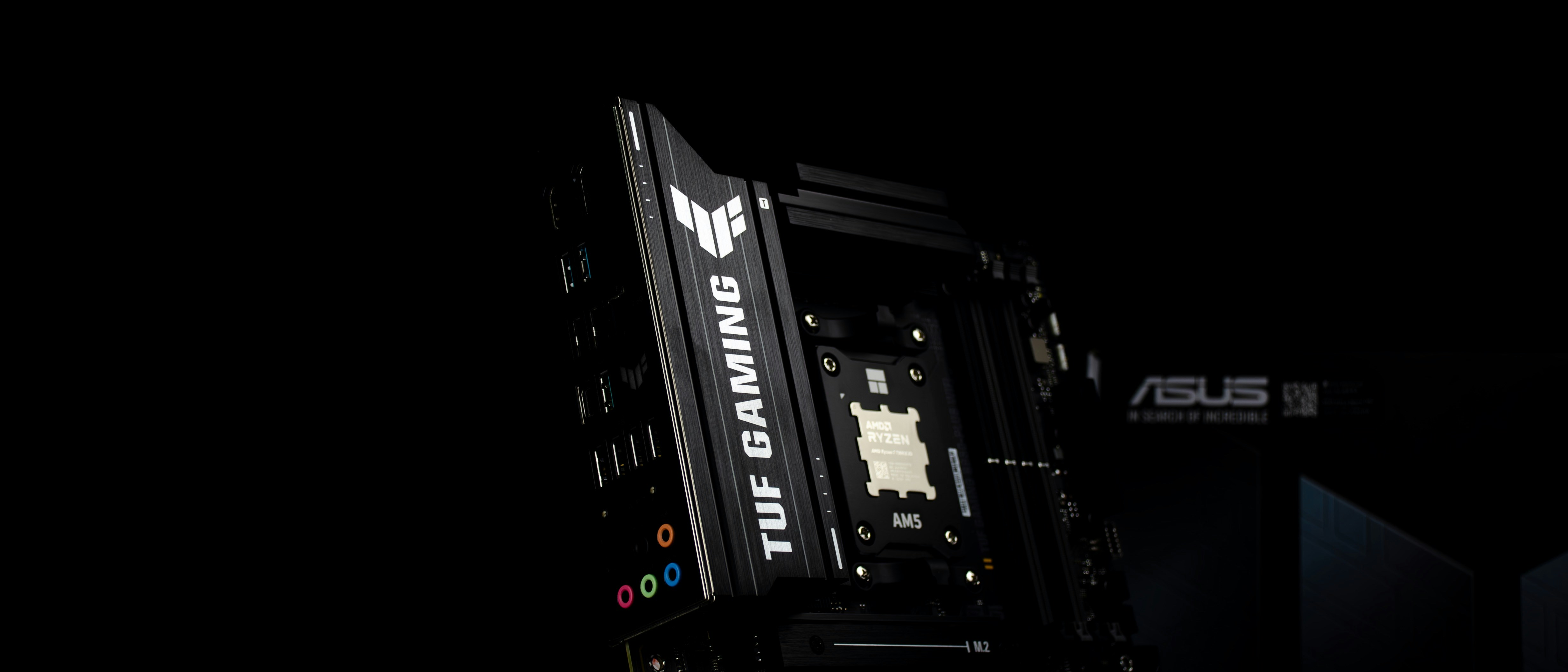 Материнська плата ASUS TUF GAMING B650-E WIFI (TUF GAMING B650-E WIFI) (Socket AM5, AMD B650, ATX) — Сокет AM5 для сучасних процесорів AMD