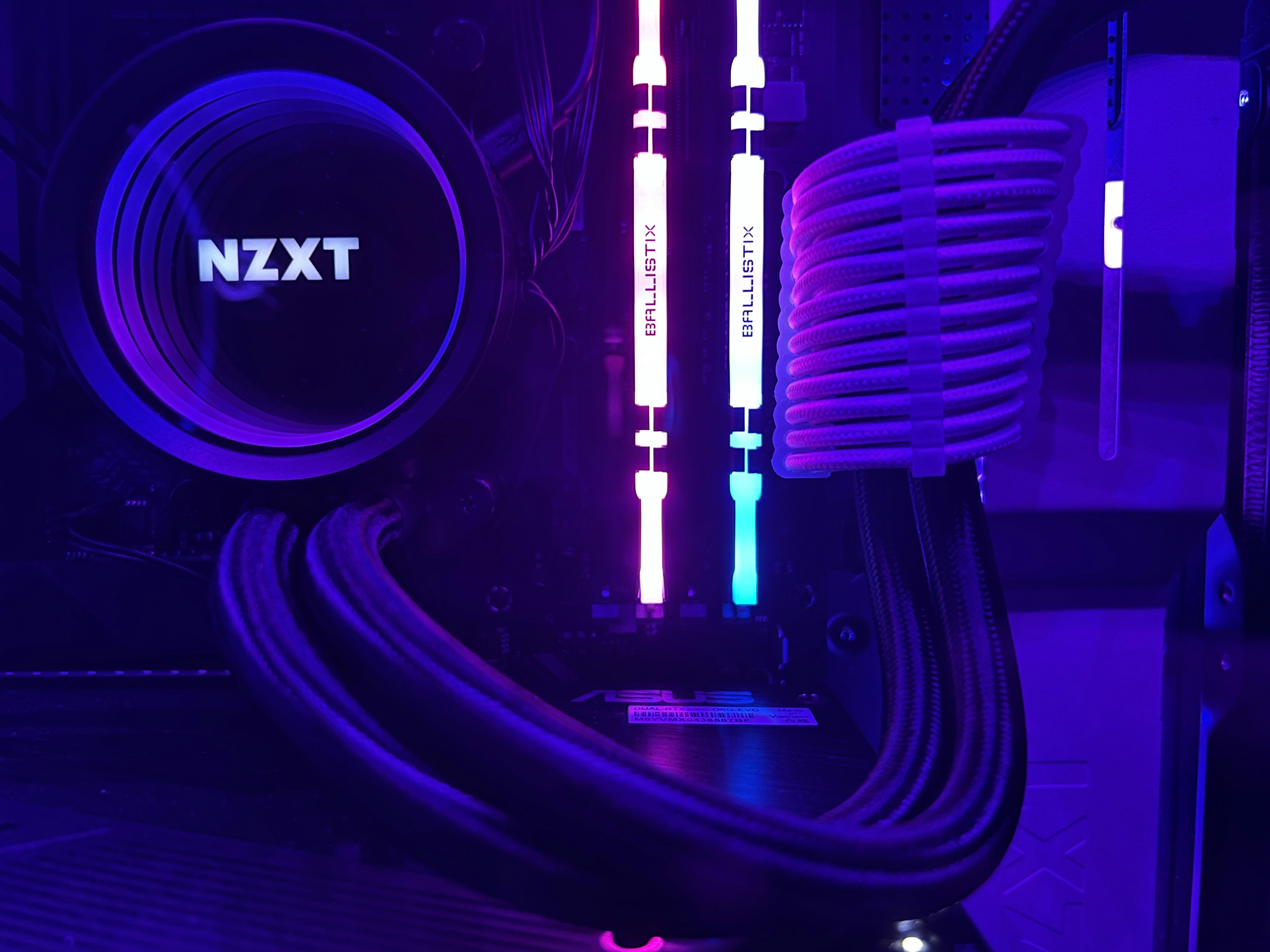 СВО NZXT Kraken Elite RGB 360mm Black (RL-KR36E-B2) — Підсвічування NZXT CAM з RGB ефектами