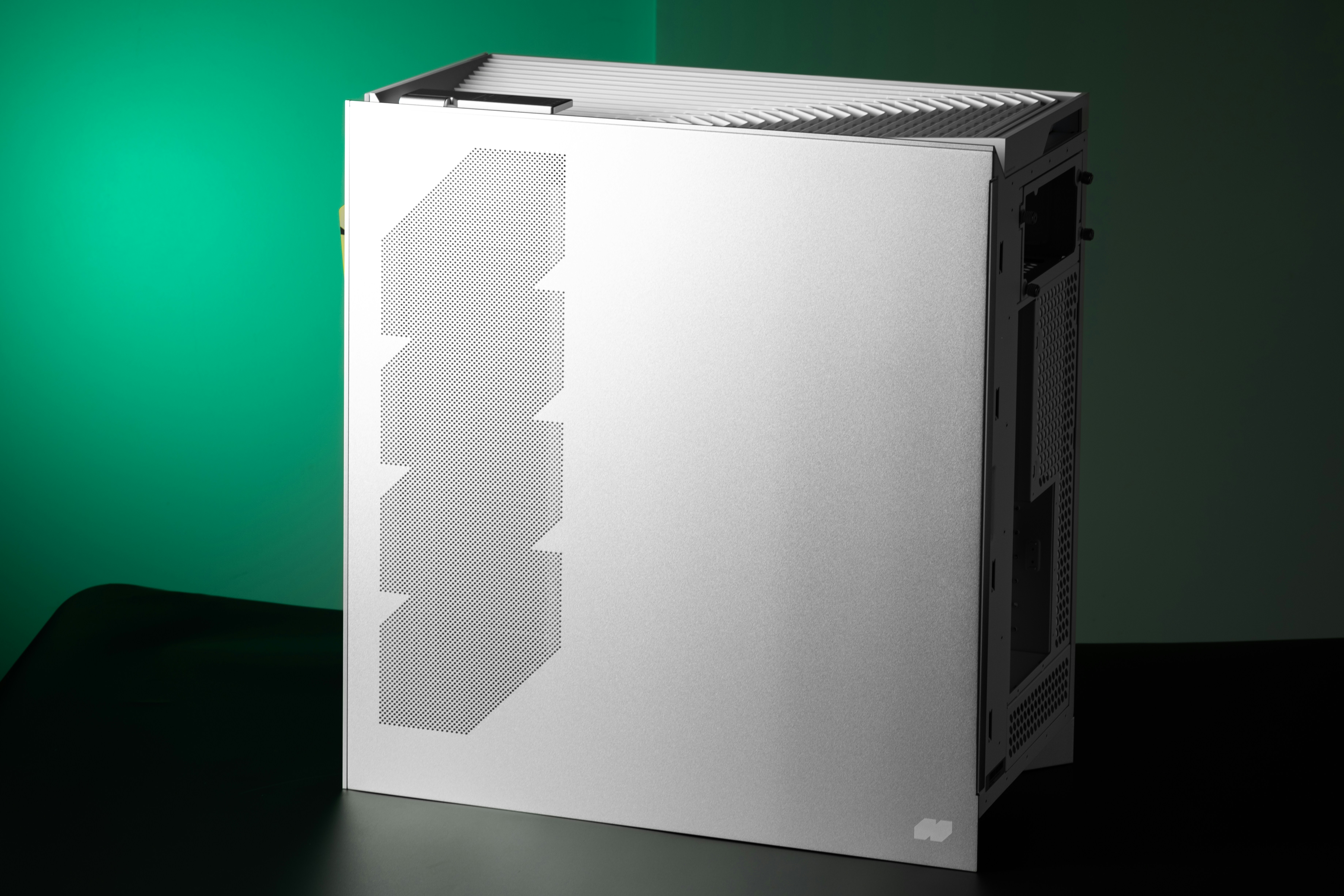 Корпус Lian Li O11 VISION Compact BTF White (G99.O11VPW.00) Без БП
