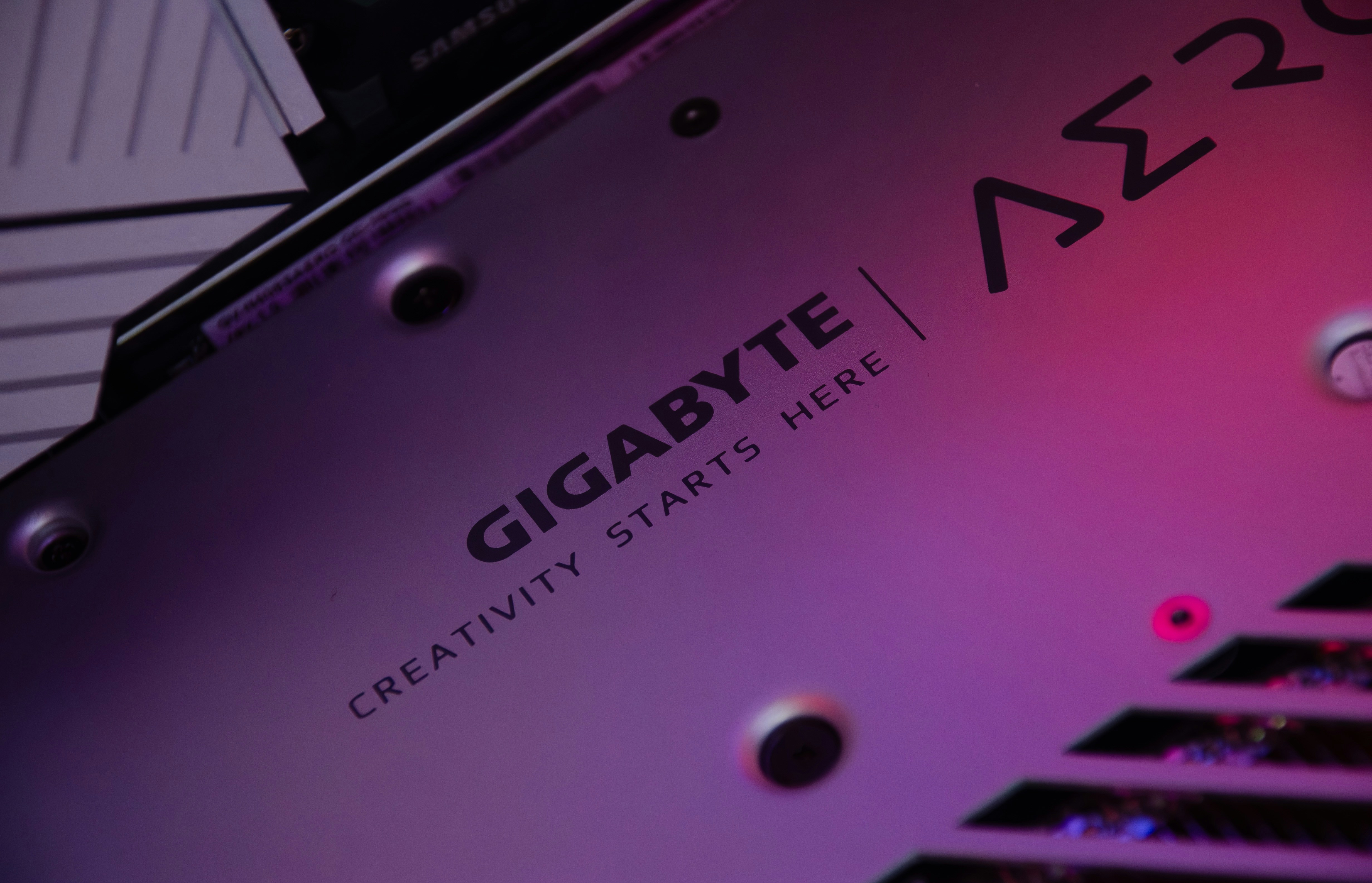 СВО Gigabyte GAMING 360 (GP-GIGABYTE GME 360) — Радиатор 360 мм для эффективного охлаждения