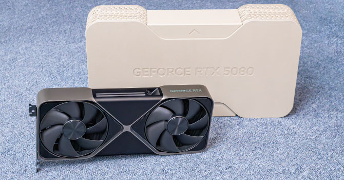 Ноутбук Dream Machines 16 RT5080-16UA22 WQXGA 300Hz/R9-9955HX/32GB/2TB/RTX 5080 16GB/DOS/Black (RT5080-16UA22) — Дискретная видеокарта для высокой производительности
