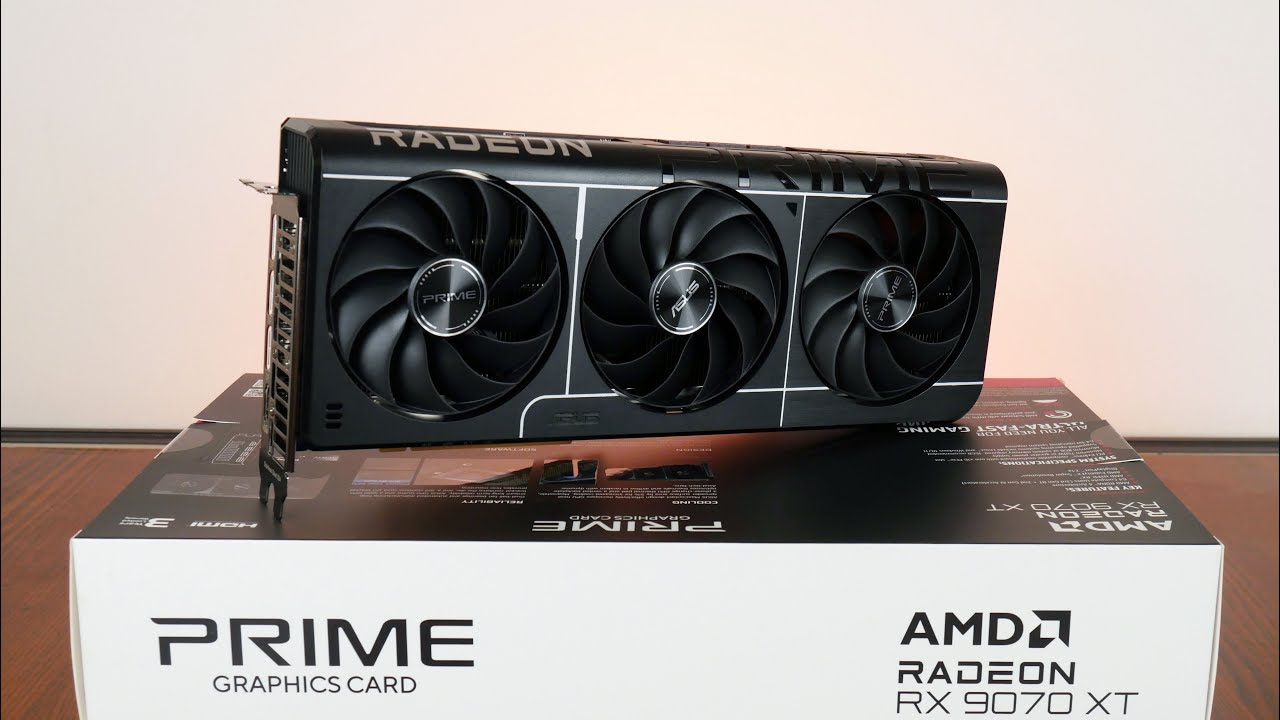 Видеокарта ASUS AMD Radeon RX 9070 XT 16GB Prime OC WHITE (PRIME-RX9070XT-O16G-WHITE) (GDDR6, 256 bit, PCI-E v5.0 x16) — 16 ГБ видеопамяти для высокой производительности