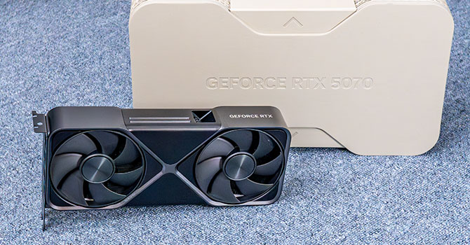 Компьютер Powered by Gigabyte_934 (RTX 5070 12 Гб, Ryzen 7 7800X3D, DDR5 32 Гб, SSD 500 Гб.) — RTX 5070 с 12 Гб видеопамяти
