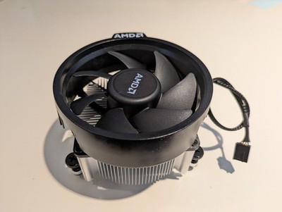 Кулер для процесора AMD Wraith Spire Ryzen (Wraith Spire) Б/в — Алюмінієвий радіатор для ефективного охолодження