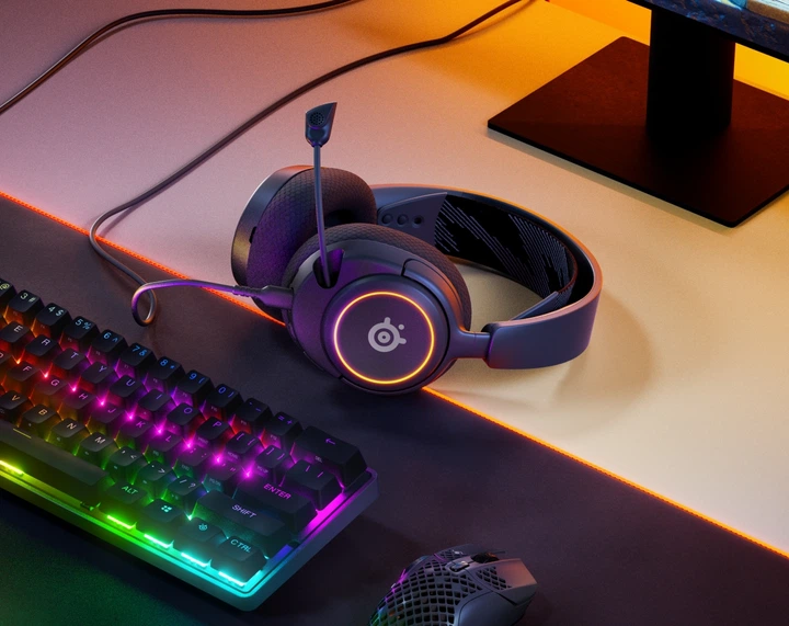 Ігрова гарнітура SteelSeries Arctis Nova 3 Black (61631)