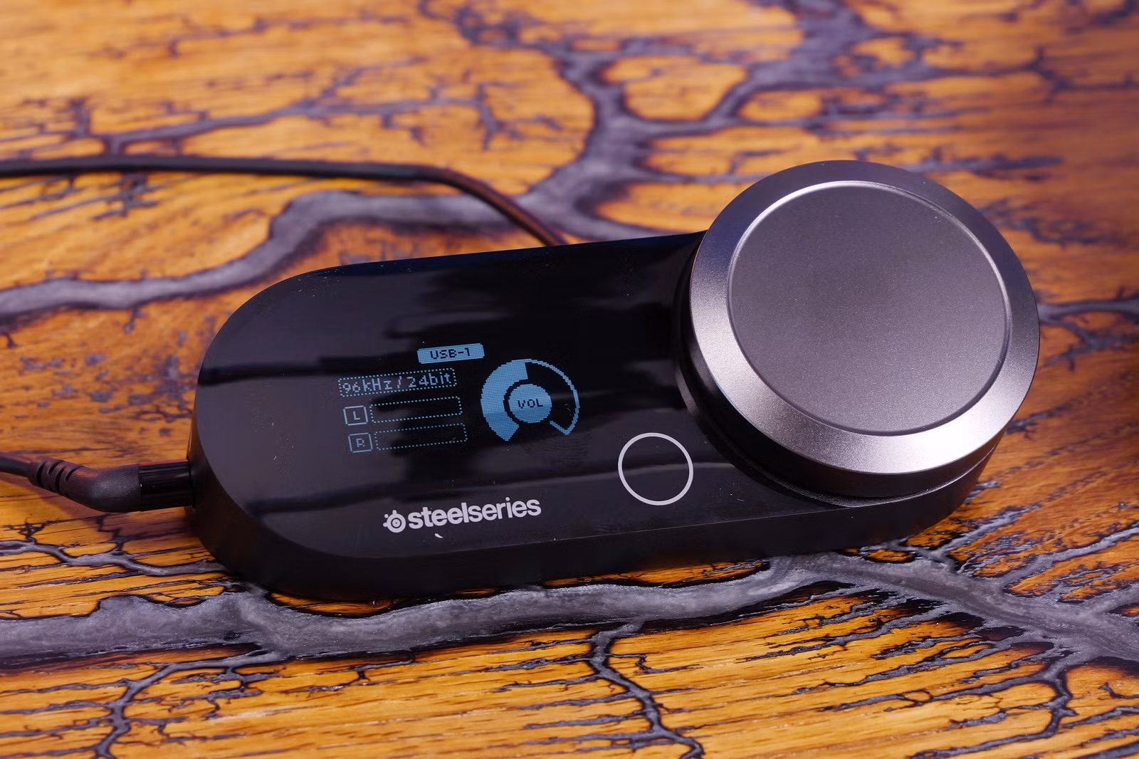 Ігрова гарнітура SteelSeries Arctis Nova Pro USB Black (61527) — Дротове підключення для стабільного сигналу