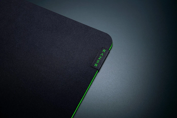 Ігрова поверхня Razer Gigantus V2 3XL (RZ02-03330500-R3M1) — Текстильна поверхня для точного контролю