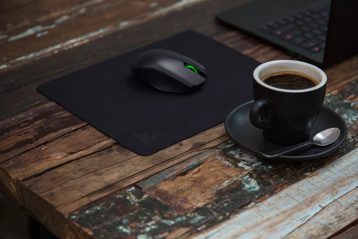 Игровая поверхность Razer Goliathus Mobile Stealth Edition Black (RZ02-01820500-R3M1)