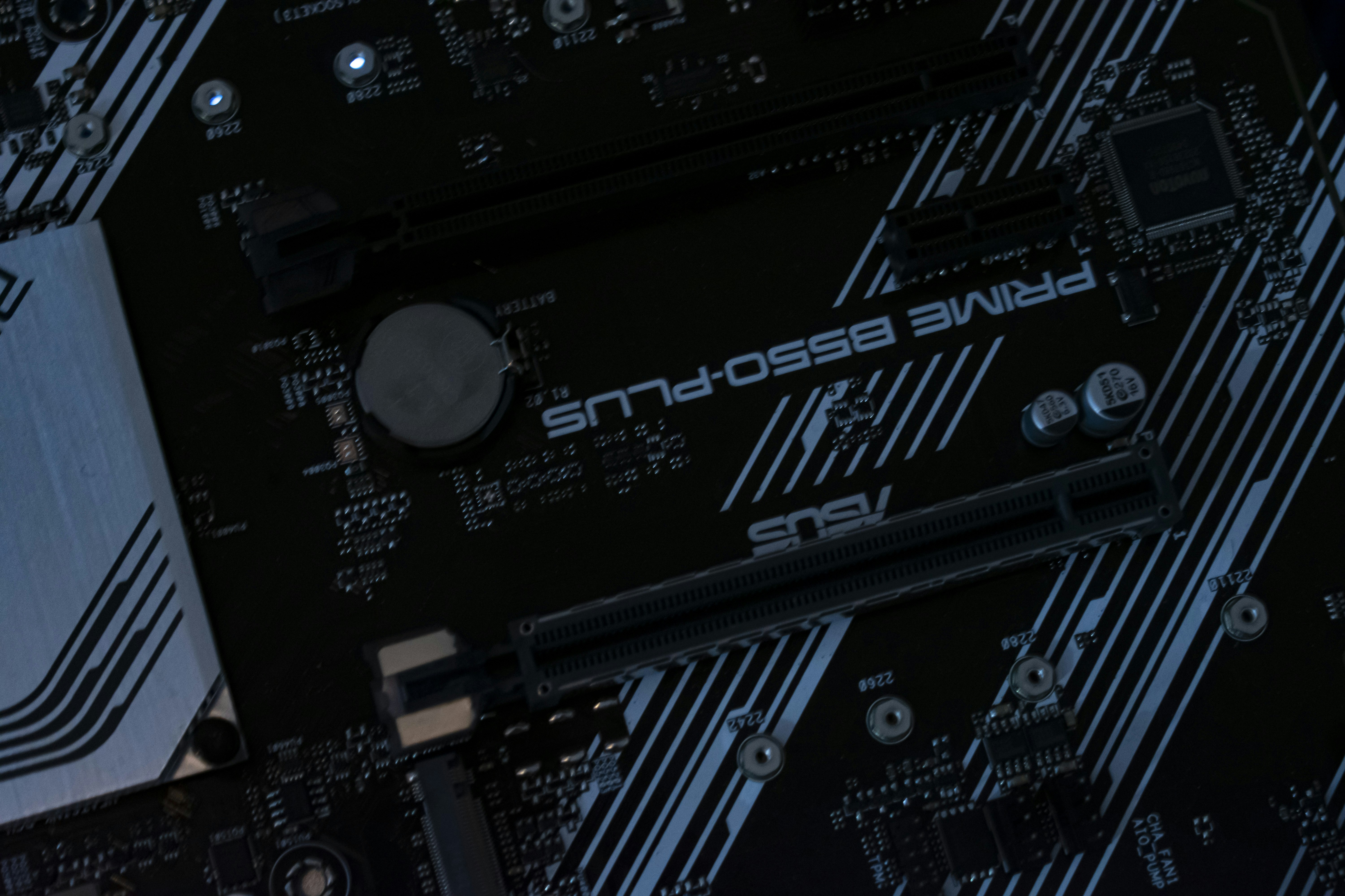 Відеокарта ASUS GT 710 2Gb (GT710-4H-SL-2GD5) (GDDR5, 64 bit, PCI-E 2.0 x16) Б/в